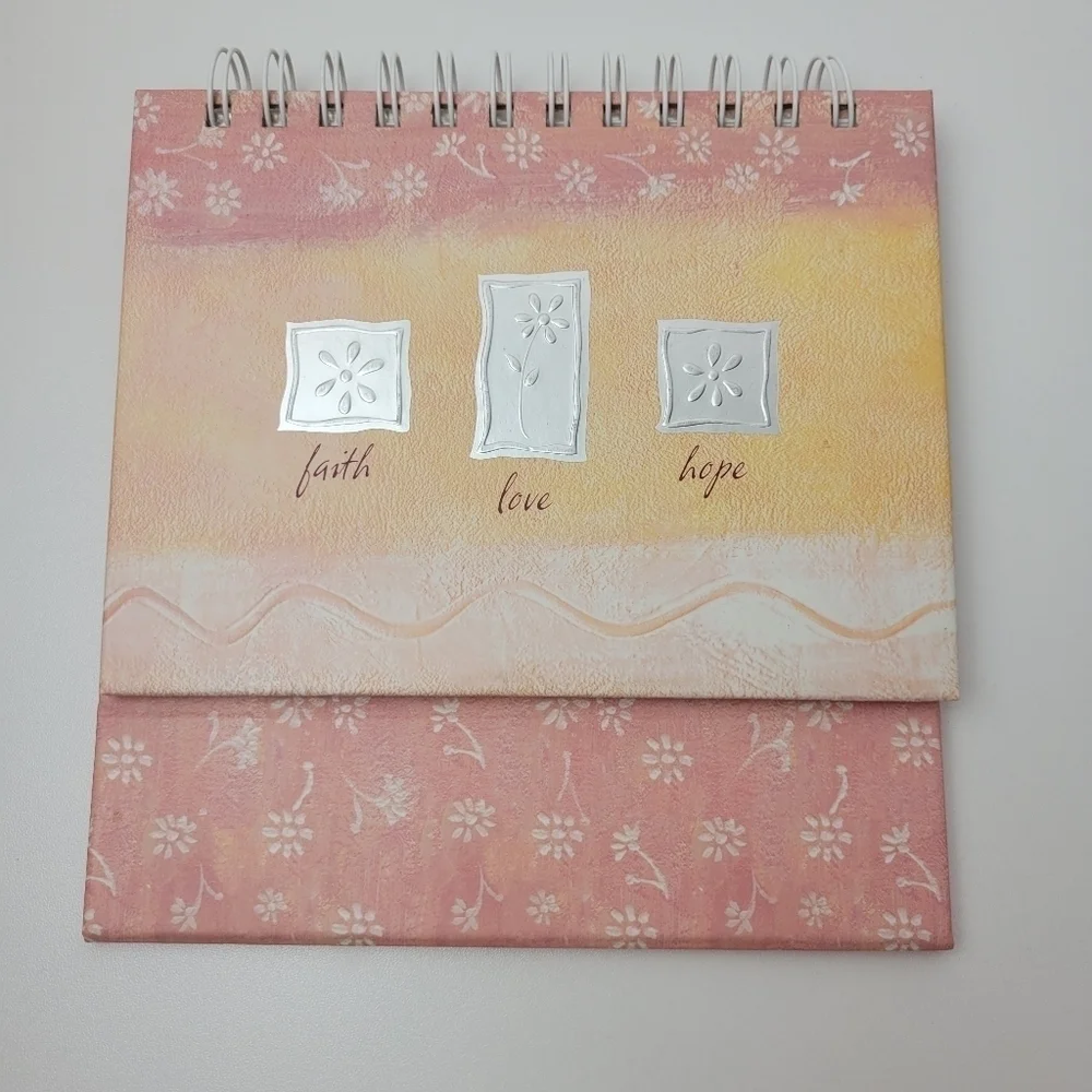 Display photo album by dayspring